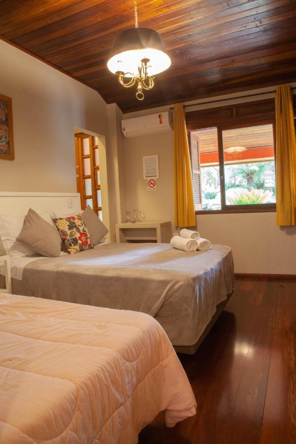 Hospedagem Vila Suica Hotel Gramado Exterior photo